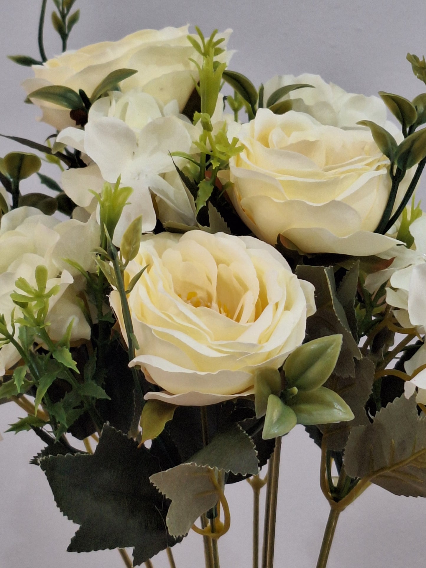 RAMO DE PEONIAS Y HORTENSIAS DE FLOR PEQUEÑA