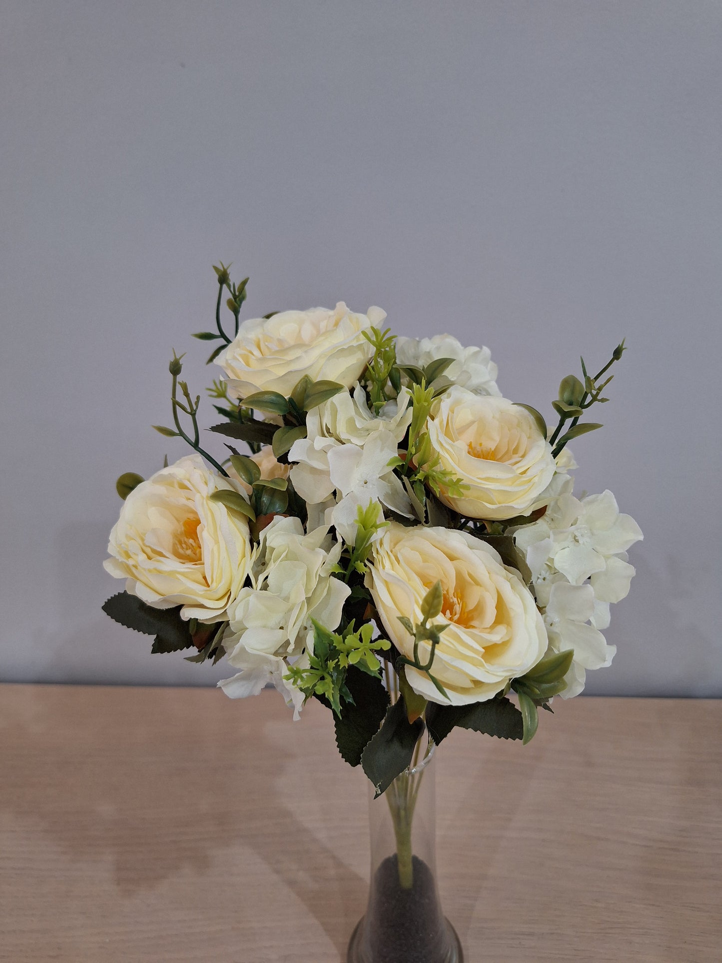 RAMO DE PEONIAS Y HORTENSIAS DE FLOR PEQUEÑA