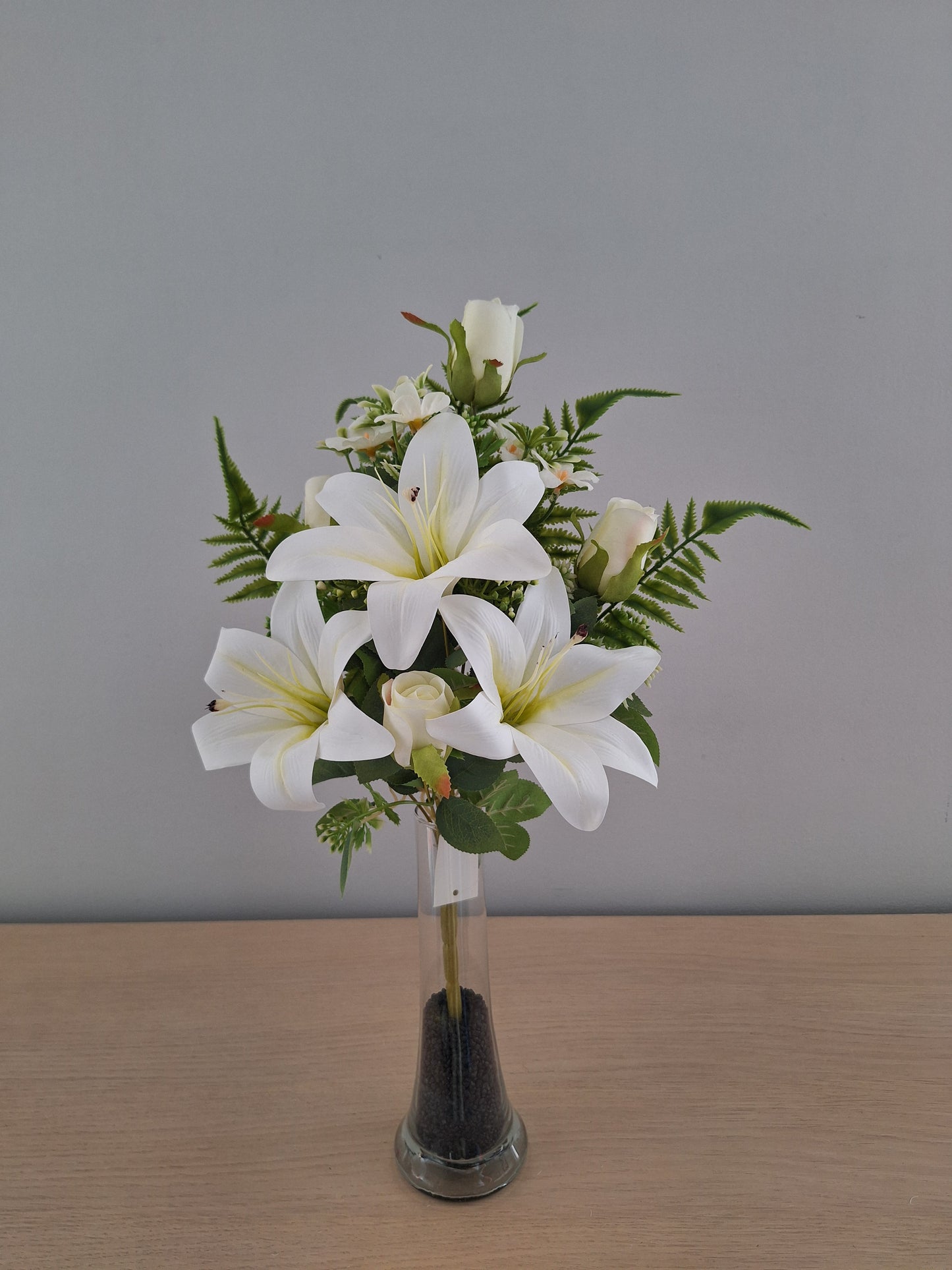 RAMO LILIUMS Y CAPULLOS