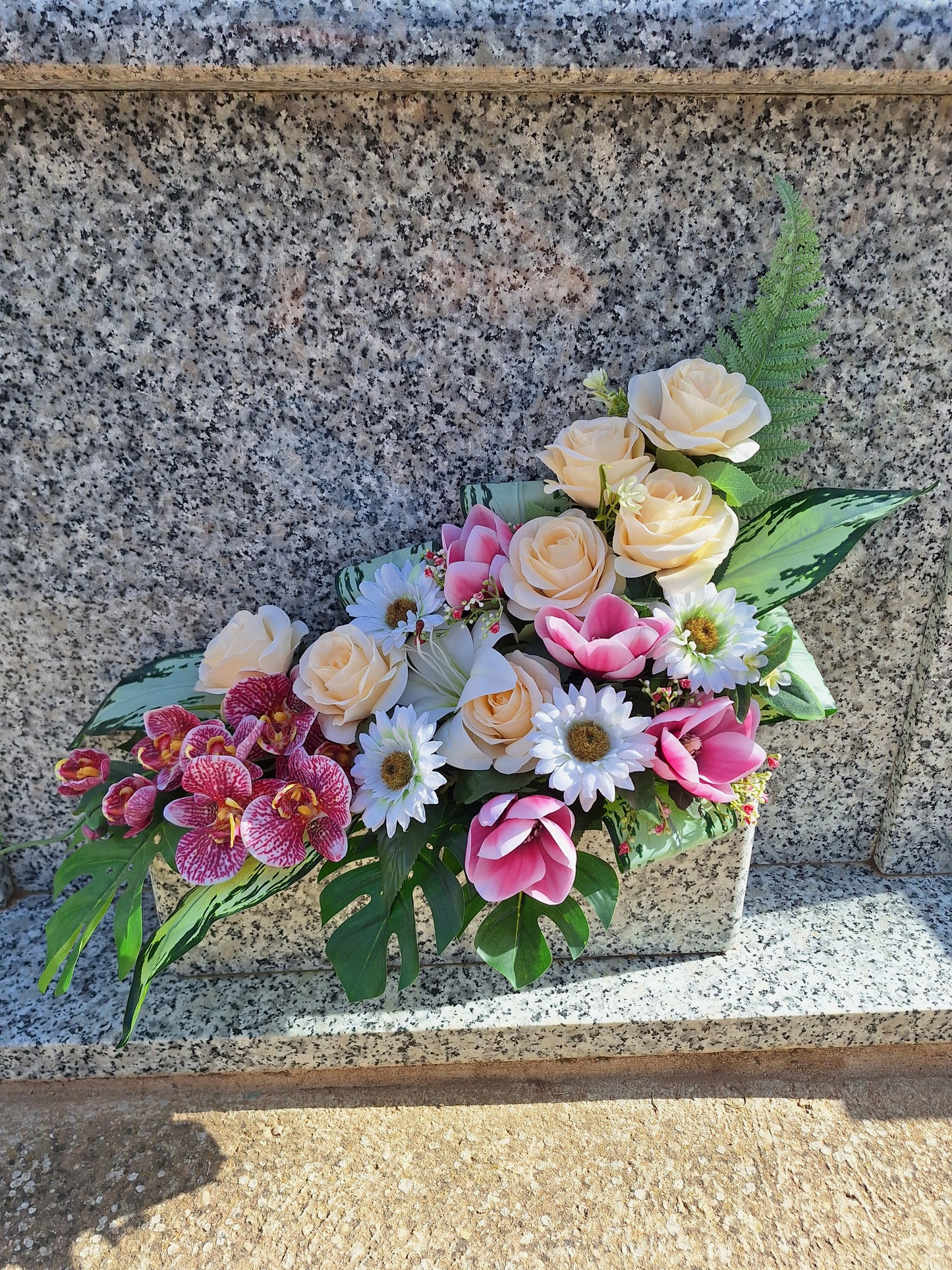 JARDINERA ESPINELA ROSA